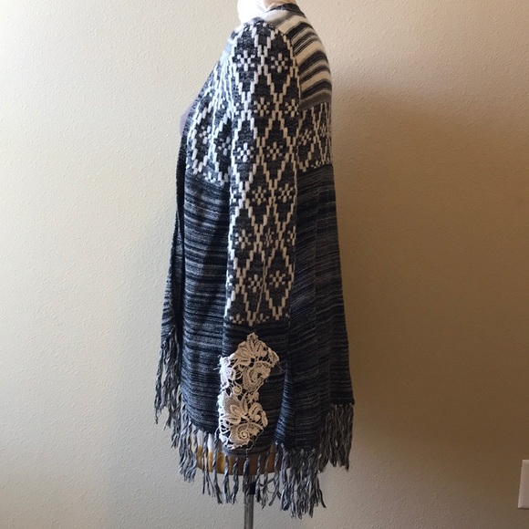 Cardigan - Picture 2 of 3